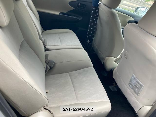 Toyota WISH 2010-03 8076211-9