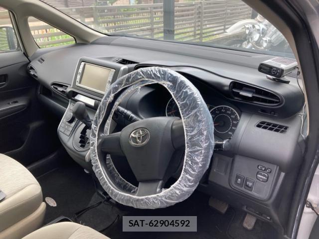 Toyota WISH 2010-03 8076211-13