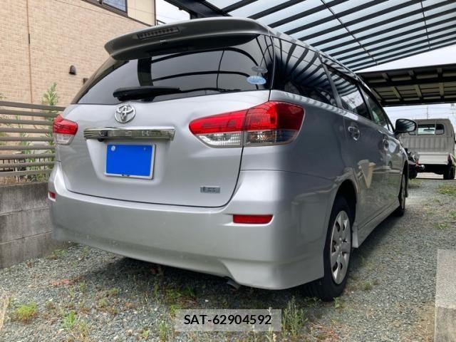 Toyota WISH 2010-03 8076211-2