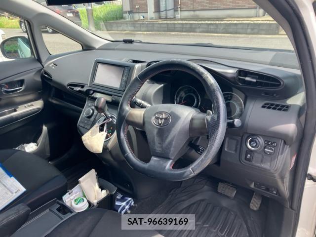Toyota WISH 2009-07 8076214-11