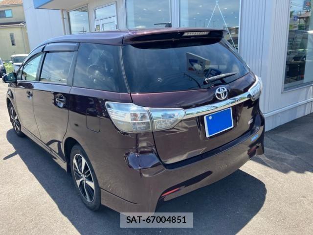 Toyota WISH 2013-10 8102853-2