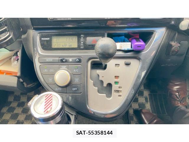 Toyota WISH 2005-09 8102861-17