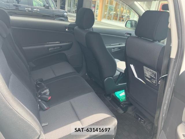 Toyota WISH 2008-03 8102860-18