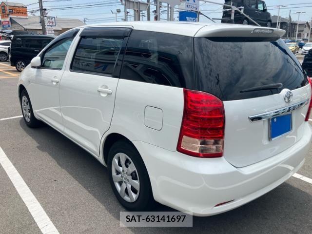 Toyota WISH 2008-03 8102860-3