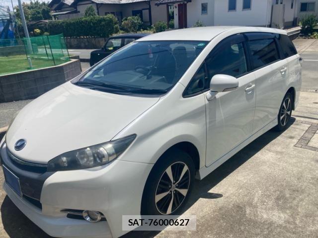 Toyota WISH 2013-08 8133115-2