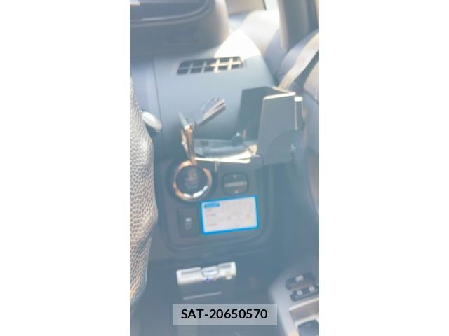 Toyota WISH 2010-05 8133117-12