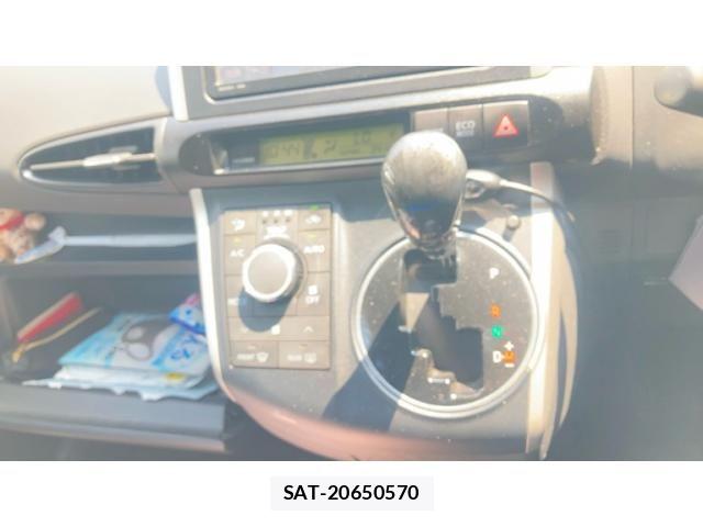 Toyota WISH 2010-05 8133117-16