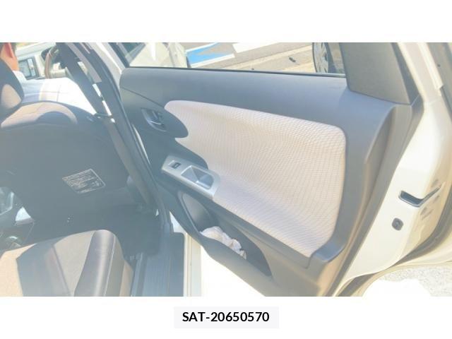 Toyota WISH 2010-05 8133117-5