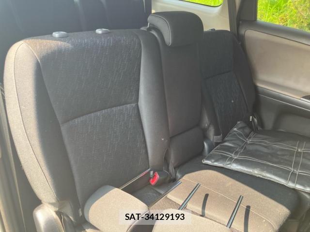 Toyota WISH 2011-01 8159574-13