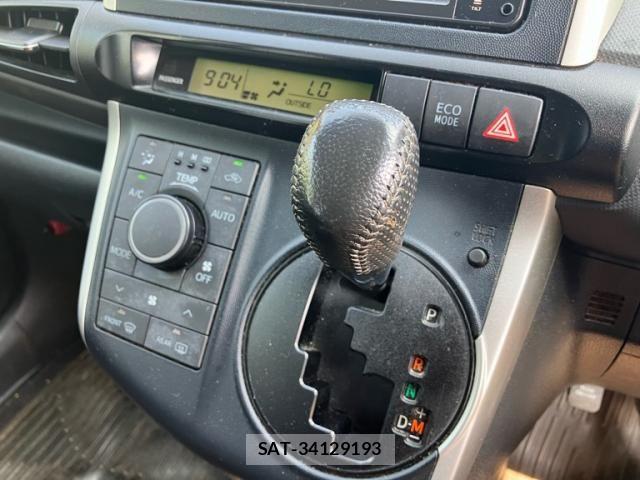 Toyota WISH 2011-01 8159574-22