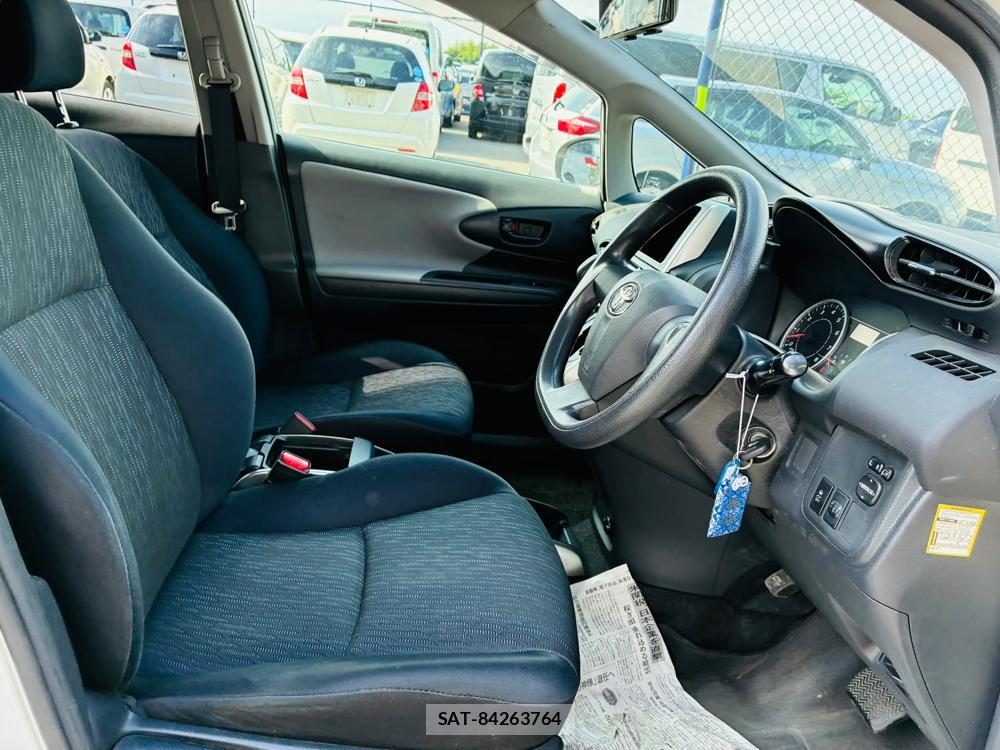 Toyota WISH 2010-03 8169418-11