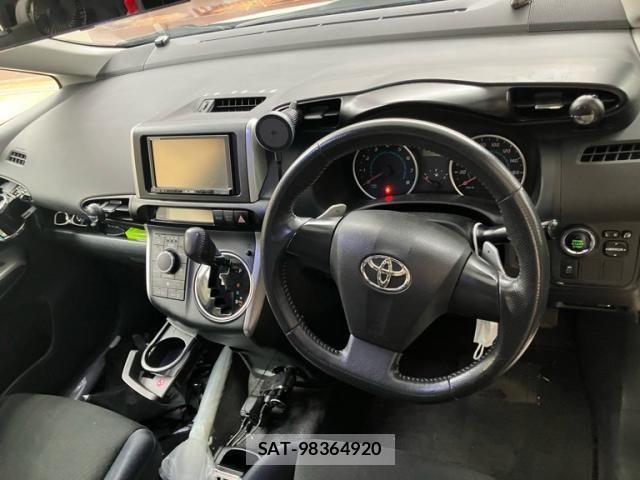 Toyota WISH 2010-01 8232501-19