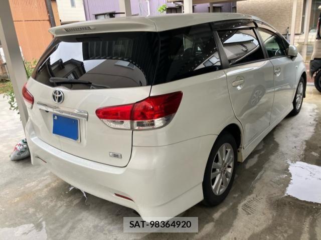 Toyota WISH 2010-01 8232501-4