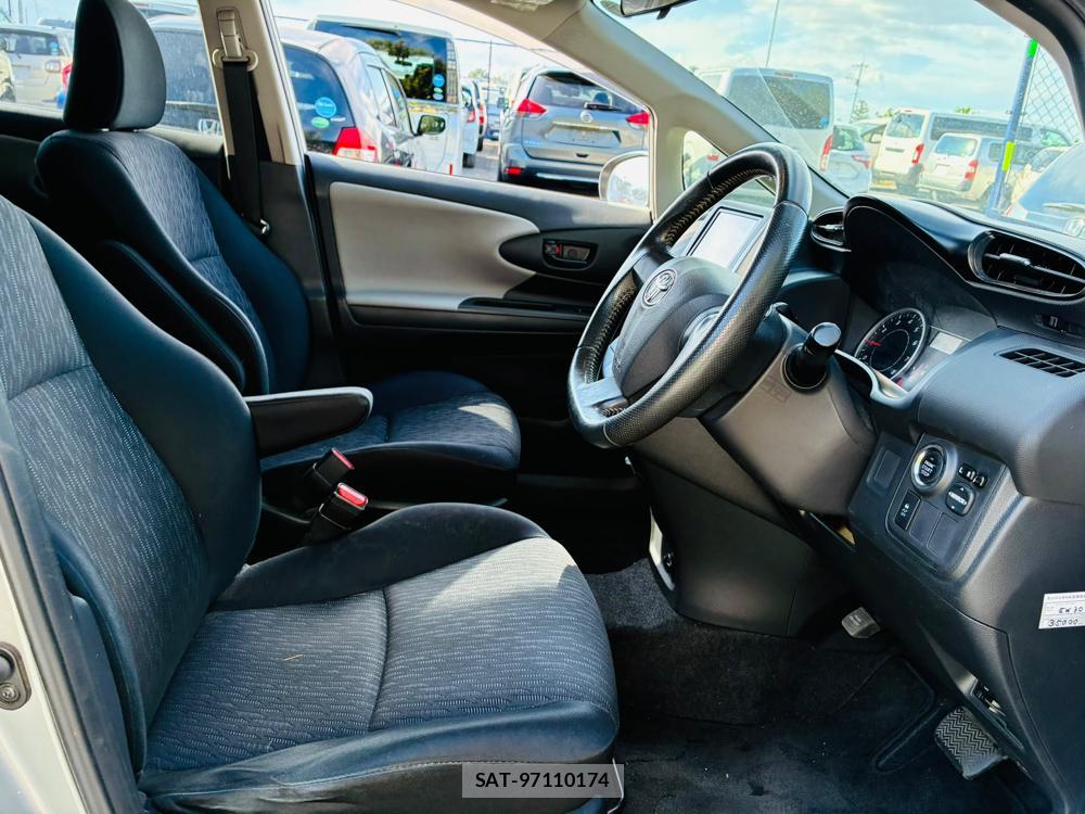 Toyota WISH 2011-12 8199623-11