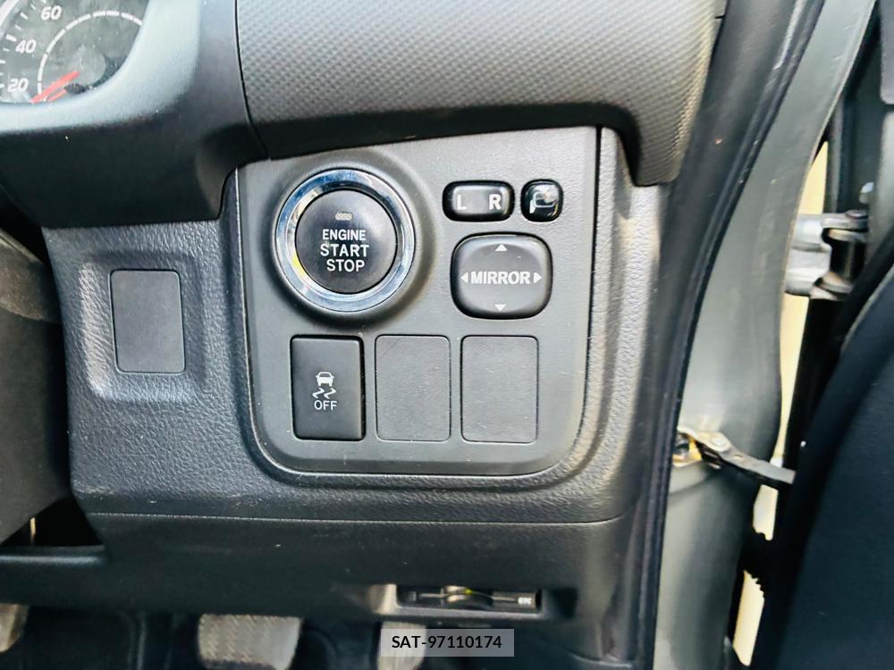 Toyota WISH 2011-12 8199623-16