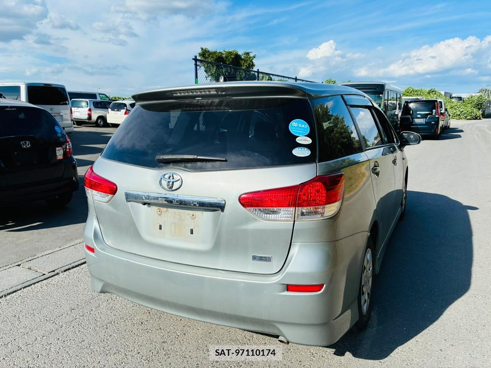 Toyota WISH 2011-12 8199623-4