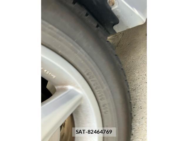 Toyota WISH 2009-04 8232498-8
