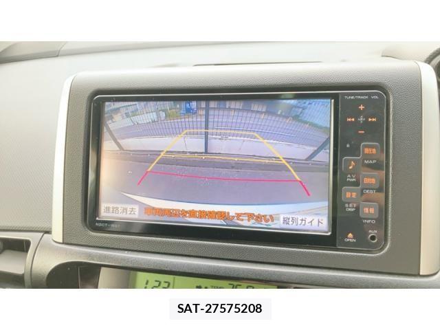 Toyota WISH 2012-03 8232495-11
