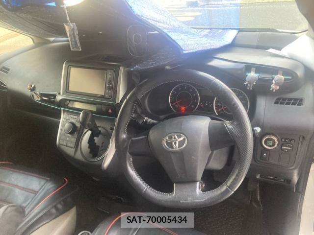Toyota WISH 2012-03 8247225-13