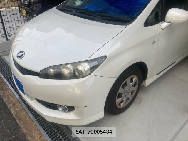 Toyota WISH 2012-03 8247225-1