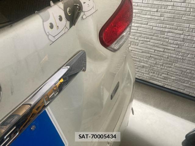 Toyota WISH 2012-03 8247225-2