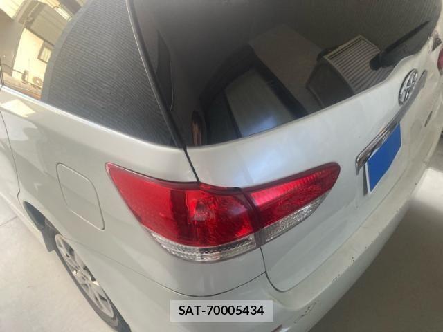 Toyota WISH 2012-03 8247225-3