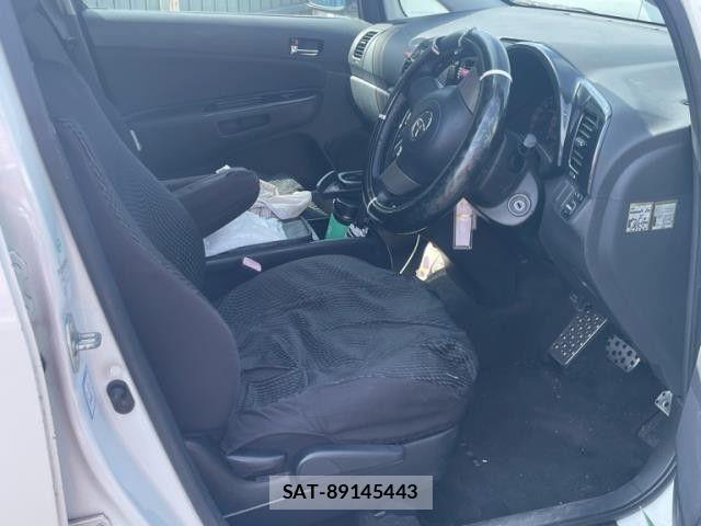 Toyota WISH 2005-10 8247223-1