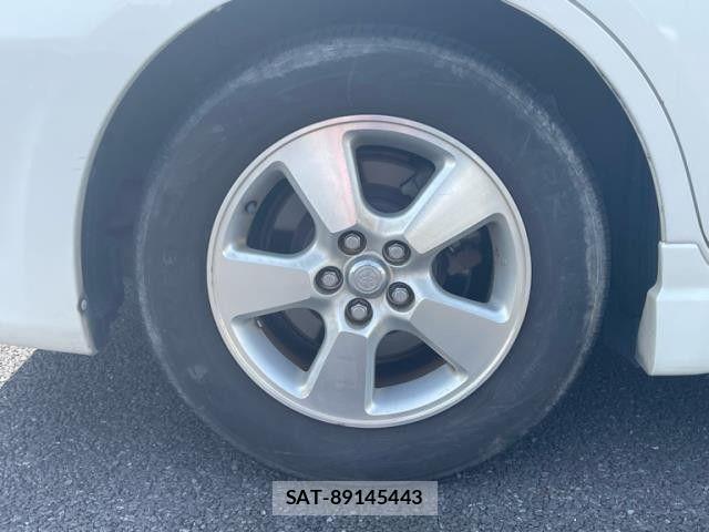 Toyota WISH 2005-10 8247223-3