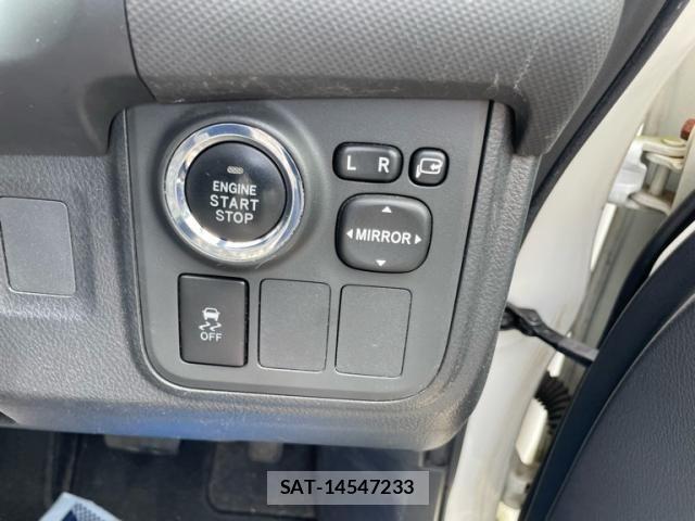 Toyota WISH 2009-10 8247224-12