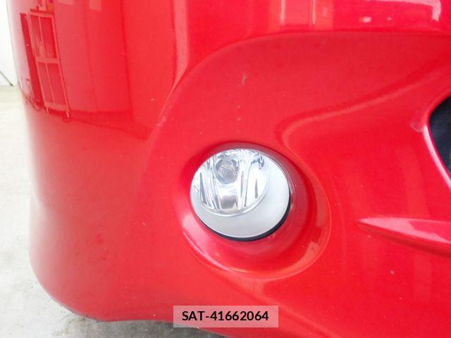Toyota WISH 2011-08 8247222-9