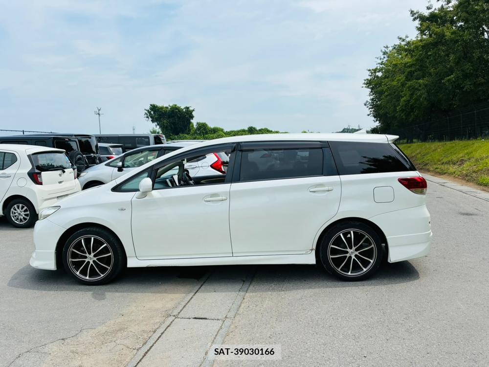 Toyota WISH 2010-03 8144160-1