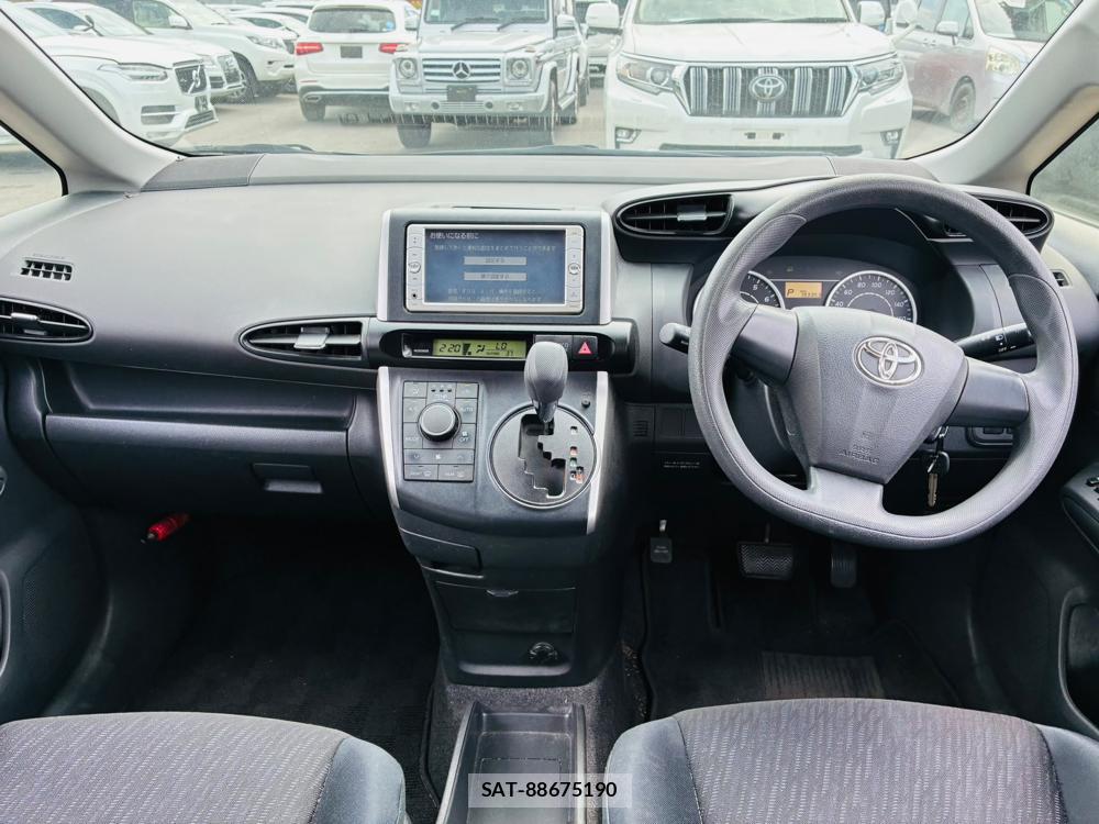 Toyota WISH 2010-01 8169414-12