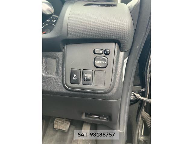 Toyota WISH 2009-10 8318235-9