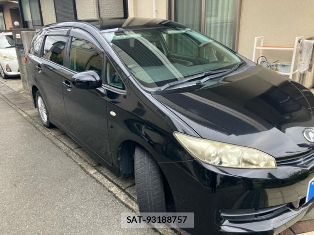 Toyota WISH 2009-10 8318235-1