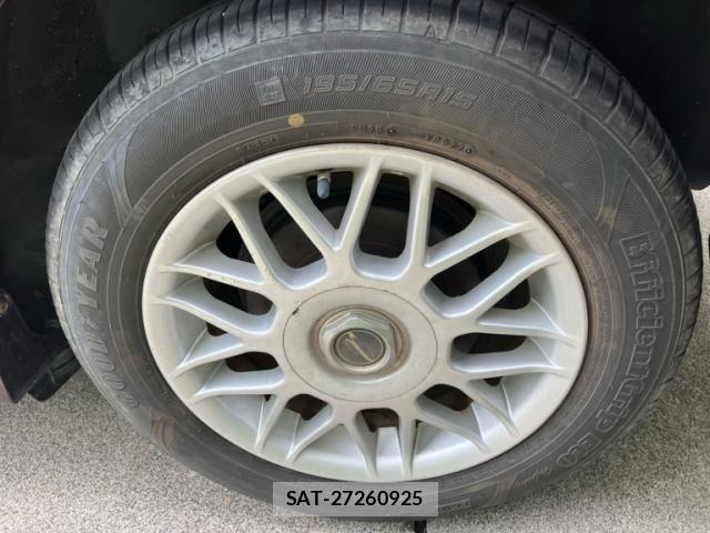 Toyota WISH 2011-08 8318237-8