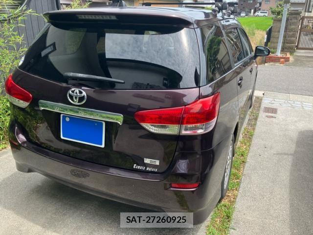 Toyota WISH 2011-08 8318237-2