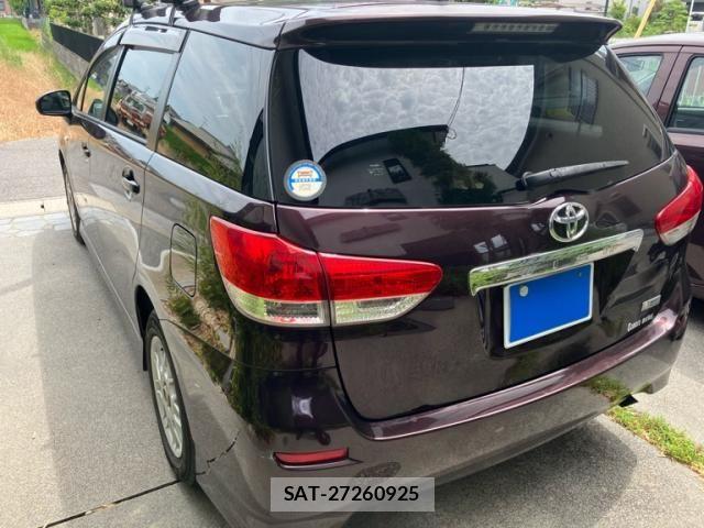 Toyota WISH 2011-08 8318237-3