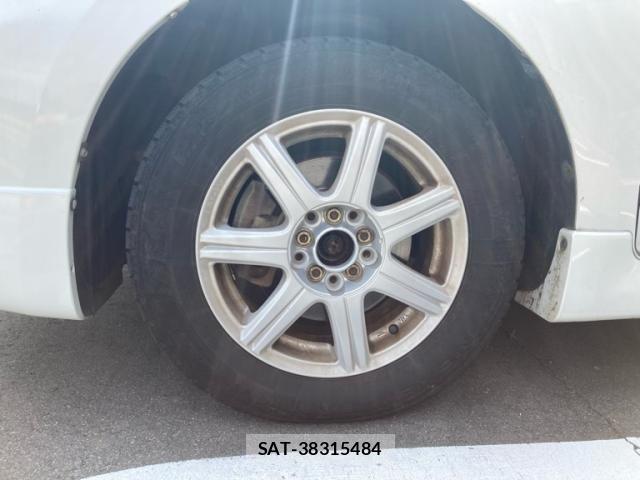 Toyota WISH 2003-01 8318232-12