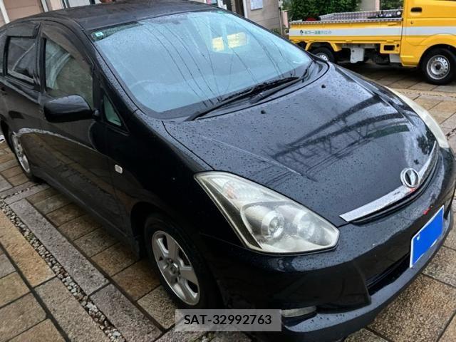 Toyota WISH 2007-09 8318236-1