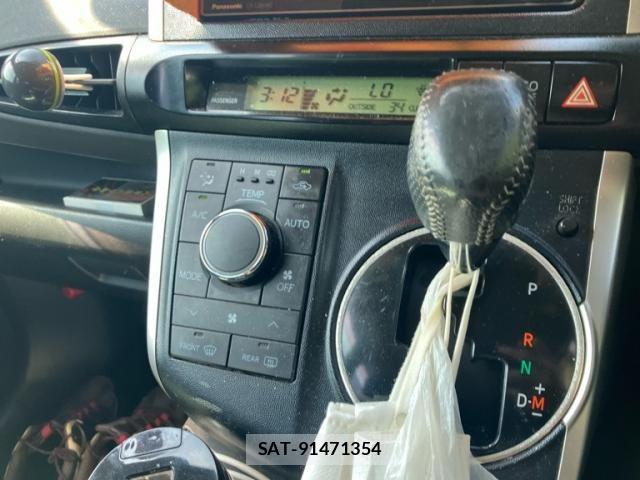 Toyota WISH 2011-11 8318234-15