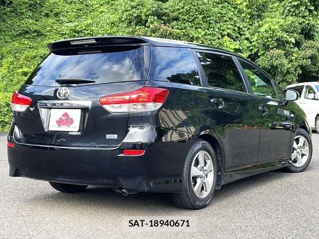 Toyota WISH 2011-07 8318231-2