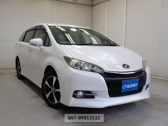 Toyota WISH 2013-11 8338583-0
