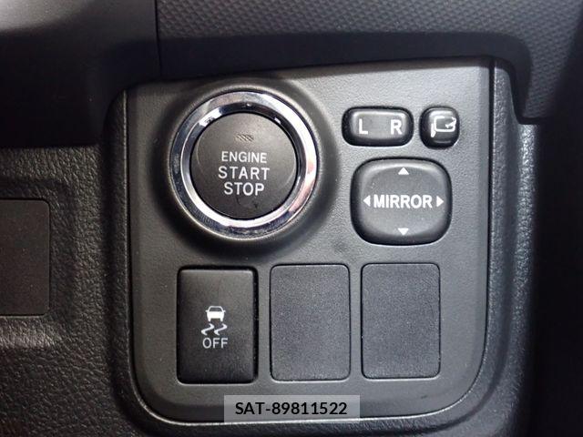 Toyota WISH 2013-11 8338583-18