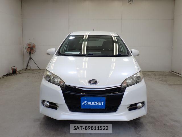 Toyota WISH 2013-11 8338583-5