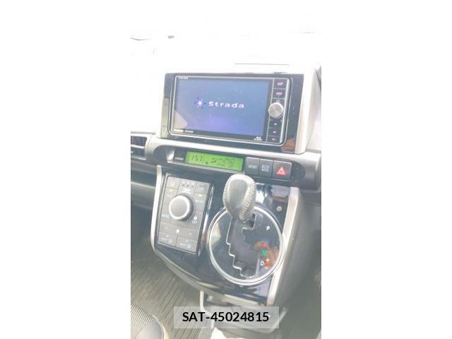 Toyota WISH 2014-08 8338581-19