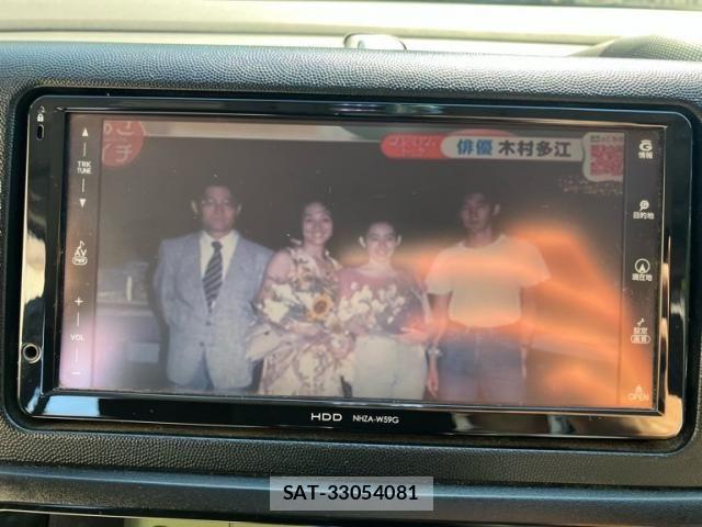 Toyota WISH 2009-08 8369898-16