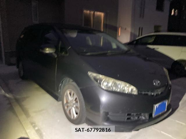 Toyota WISH 2017-05 8369897-2