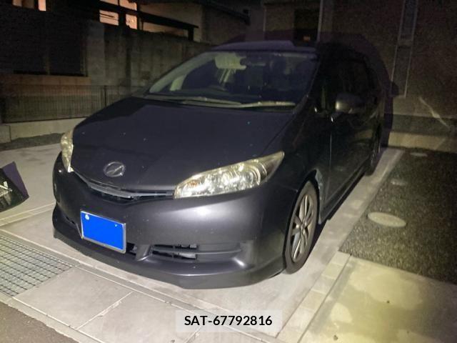 Toyota WISH 2017-05 8369897-3