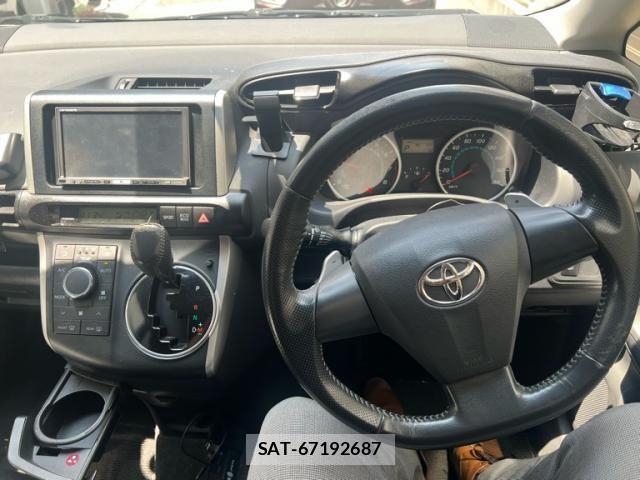 Toyota WISH 2009-09 8415985-9