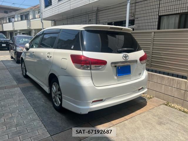 Toyota WISH 2009-09 8415985-3